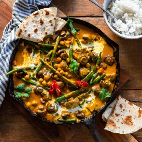 Mushroom & Chickpea Curry